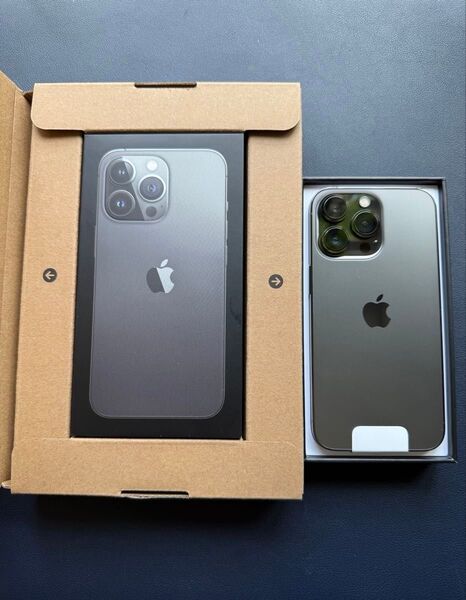 Apple iPhone 13 Pro 256GB グラファイト