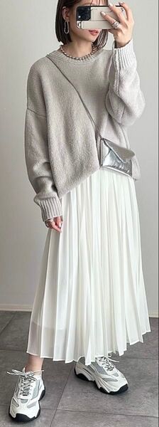 UNIQLO シフォンプリーツスカート ホワイト XXL