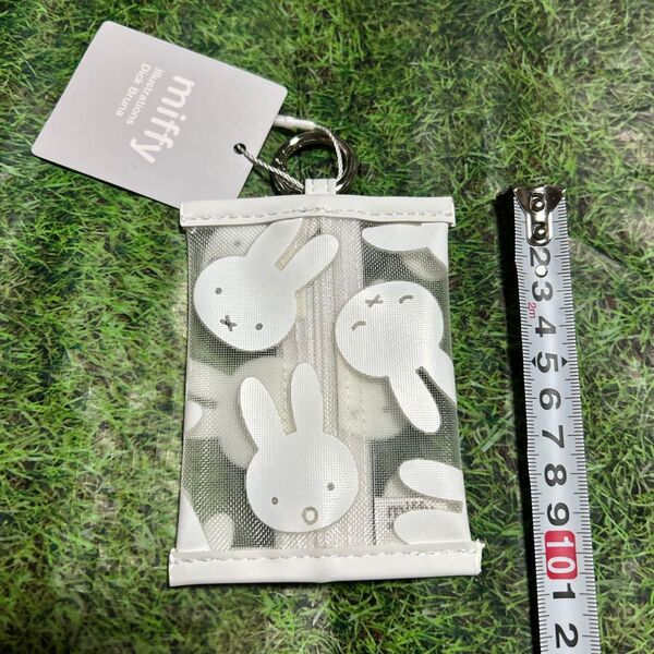 ミッフィー うさぎ ポーチ メッシュポーチ コインケース キーホルダー カバン リュック 通勤 通学