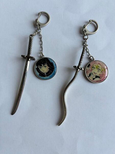 鬼滅の刃 日輪刀キーホルダー 時透無一郎 甘露寺蜜璃