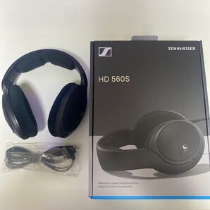SENNHEISER HD560s