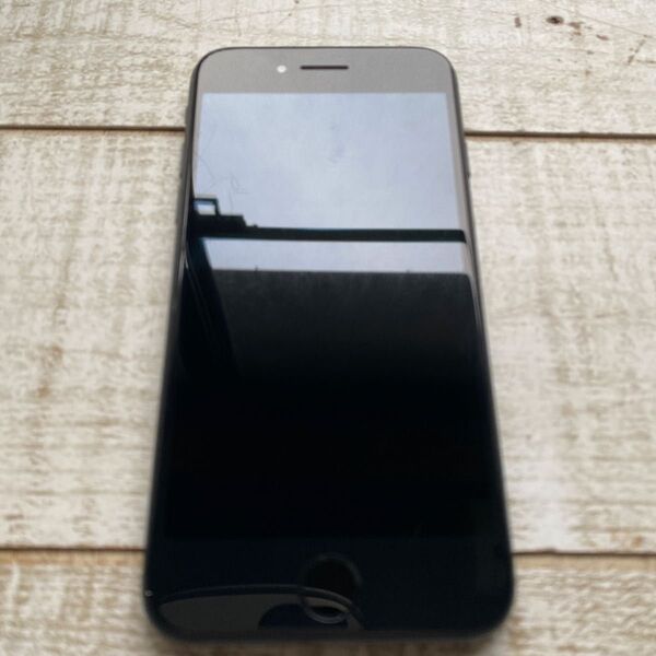 ジャンク iPhone SE 第二世代 64GB SIMフリー
