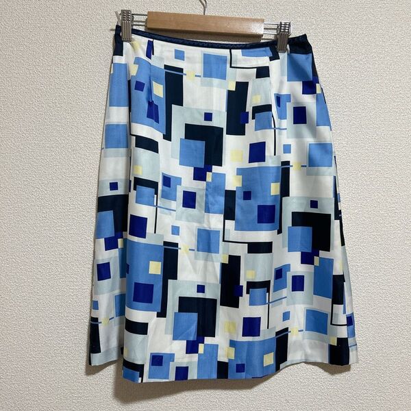 Courreges クレージュ スカート 膝丈 フレア 総柄 ブルー 38 M