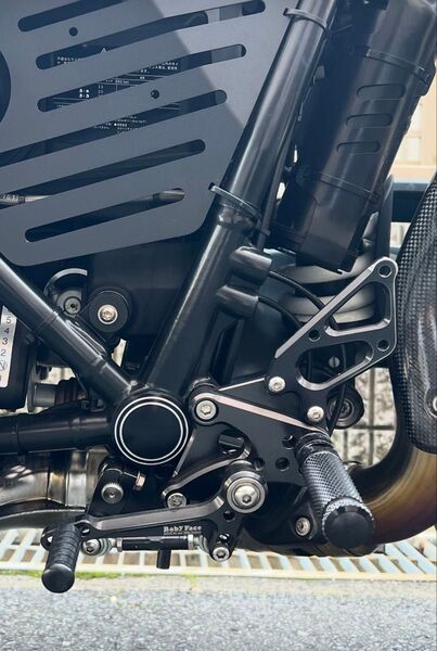 BabyFace バックステップ BMW RnineT