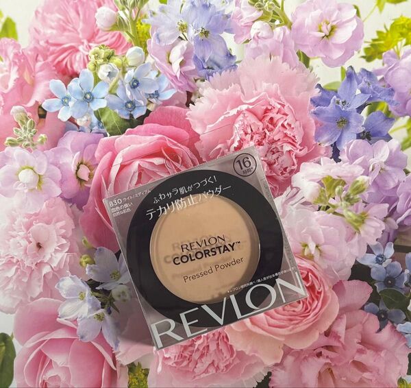 REVLON(レブロン)カラーステイ プレストパウダーN 830 LIGHT/MEDIUM
