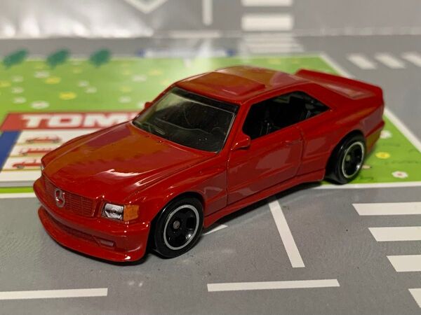 ホットウィール ベーシック '89 メルセデスベンツ 560SEC AMG