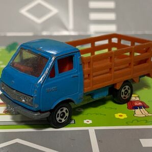 トミカ NO.50 トヨタ ハイエース 牧場トラック 日本製