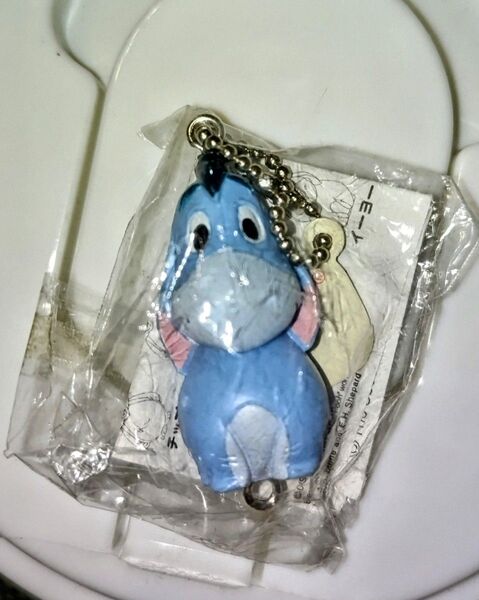 【新品未開封】くまのプーさん イーヨー キーホルダー フィギュア