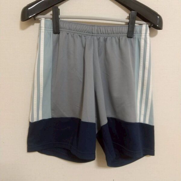 adidas ショートパンツ ハーフパンツ ランニングパンツ L