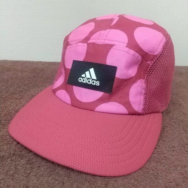 adidas フラットキャップ ランニングキャップ 帽子