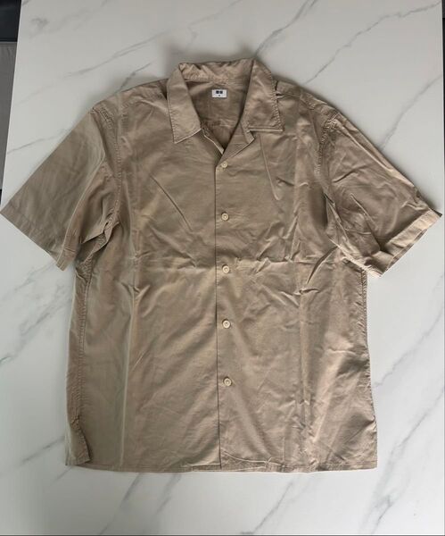 ユニクロメンズ半袖シャツ、ベージュ系、レーヨン50%、綿50%、UNIQLO、Mサイズ