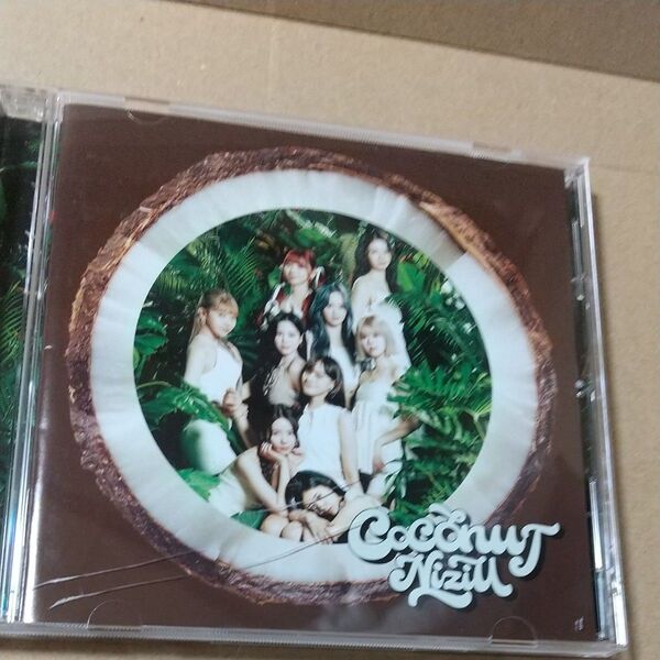 通常盤 NiziU CD/COCONUT 23/7/19発売 【オリコン加盟店】