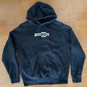 【期間限定値下げ】NIKE パーカー