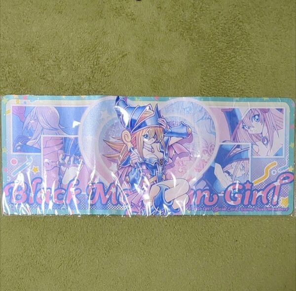 遊戯王OCG ニューロン特典引き換え ハーフプレイマット KSYGP028 ブラックマジシャンガール