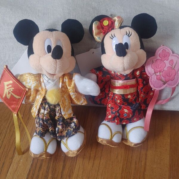 ミッキーとミニー ぬいぐるみマスコット 2個セット 正月 着物