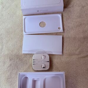 iPhone6 の箱 イヤホン付き