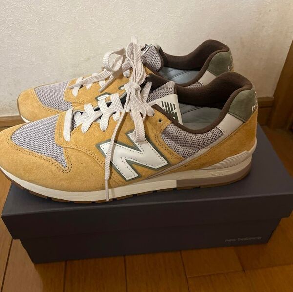 New Balance CM996UK2 ベージュ