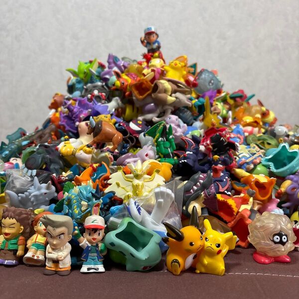 モンコレ ポケモンキッズ クリア 指人形 ポケモン フィギュア 約1074匹 リザードン ゲンガー メガレックウザ サトシ 初期