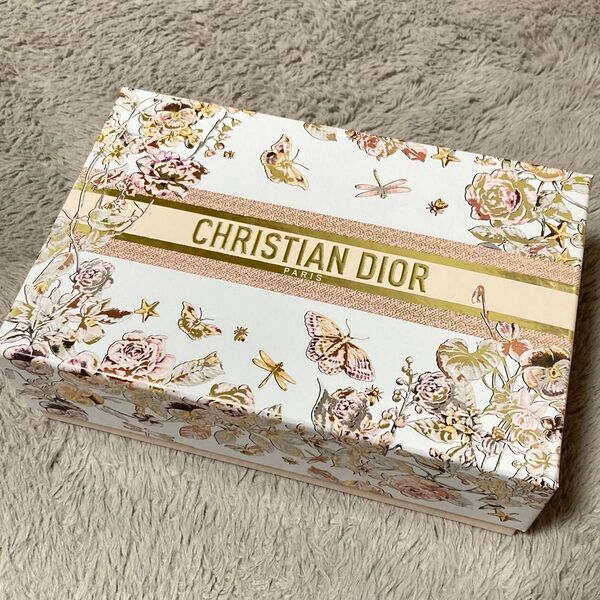 Dior ディオール 2025 母の日限定 ギフトボックス マザーズデイ