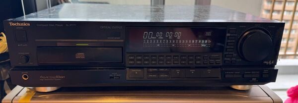 Technics SL-P777 CDプレーヤー