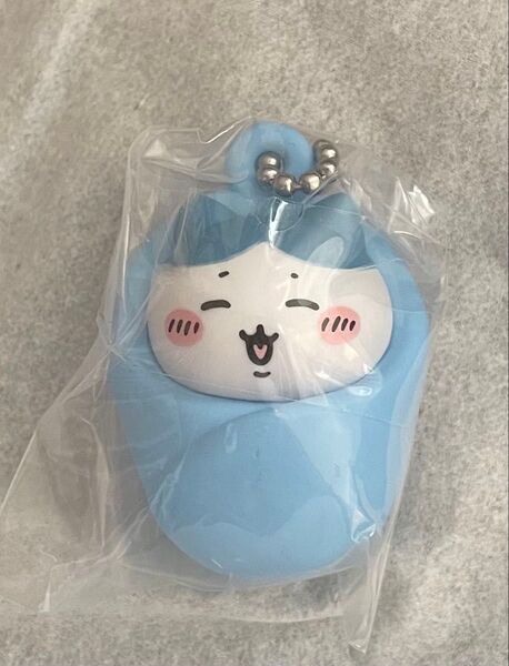 ちいかわおくるみマスコットチャーム ハチワレ