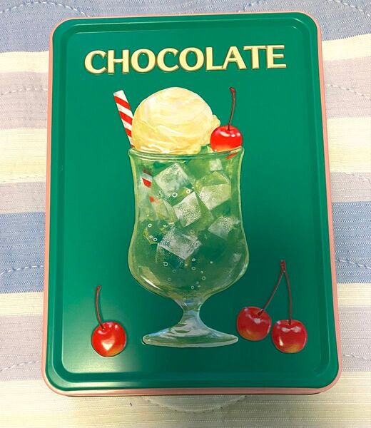 【缶のみ】メリーチョコレート はじけるキャンディチョコレート アソートメント缶 クリームソーダ 空き缶