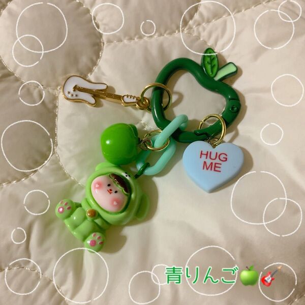 handmade*青りんご グリーンアップル ギター キーホルダー