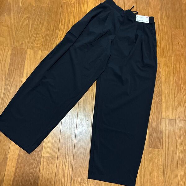 UNIQLO ウルトラストレッチ アクティブ ワイドパンツ 黒 Mサイズ 新品