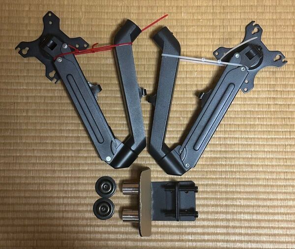 モニターアーム。ガスアーム式モニター2台用左右一体型セット。