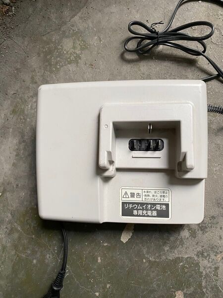 パナソニック 電動アシスト自転車用 充電器 NKJ062
