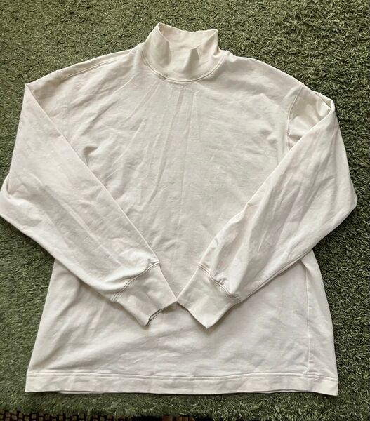 ユニクロ UNIQLO 長袖 ヒートテック タートルネック ハイネック XL 白 トップス