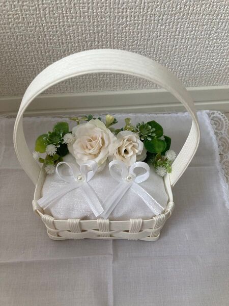 リングピロー ホワイト 花 リボン 結婚式