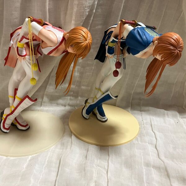 デッドオアアライブ 霞 フィギュア 2体セット 開封箱無し現状品 まとめ売り