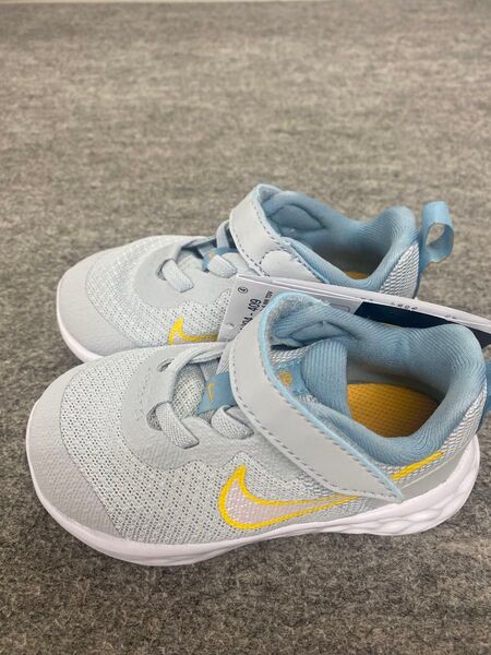 NIKEナイキキッズスニーカー シューズ マジック式 12センチ 新品 ナイキレボリューション6 ベビーシューズ男の子 女の子