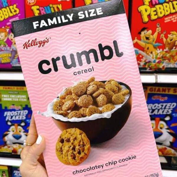 日本未発売 アメリカ crumbl シリアル ファミリーサイズ 輸入 海外 お菓子 クッキー ケロッグ コーンフレーク
