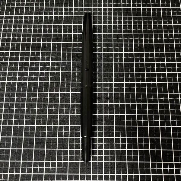 【値下げ不可】パイロット 万年筆 キャップレス 多角形 マットブラック ST/極細字 (旧型)