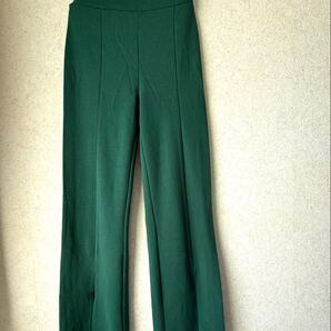 センタープレスパンツ スリット入り