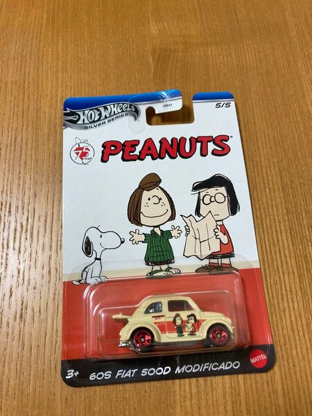 新品 ホットウィール Snoopy デザイン フィアット500D