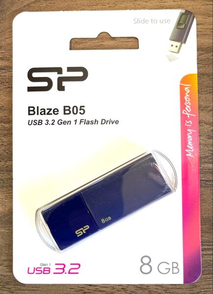 USBメモリー 8GB シリコンパワー USB3.0 スライド式(紺)
