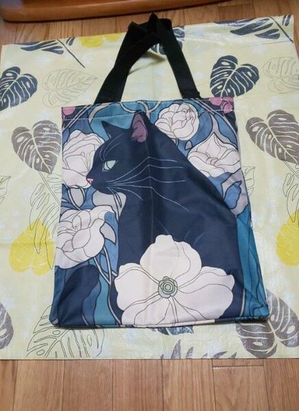 黒猫ちゃんと花柄のトートバッグ エコバッグ