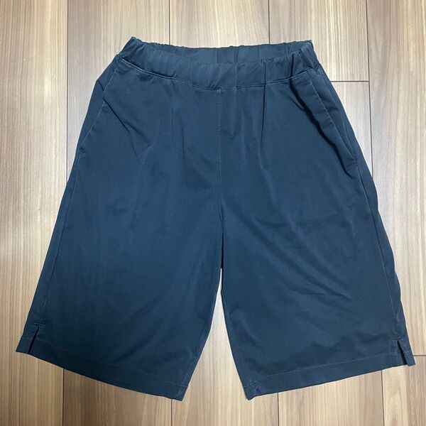 UNIQLOウルトラストレッチアクティブショートパンツ 150