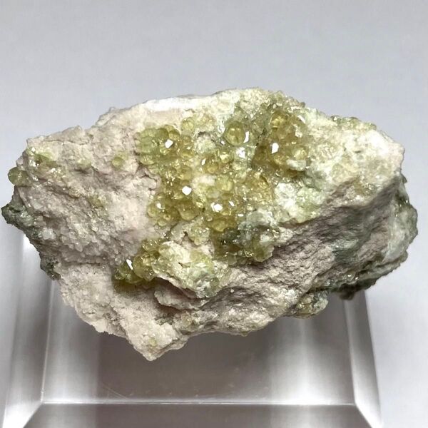 グリーン ガーネット アンドラダイト 灰鉄柘榴石 原石 鉱物 鉱石 天然石 標本 鉱物標本