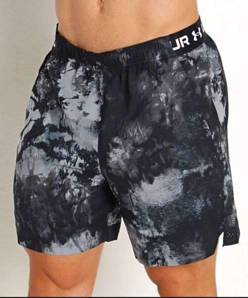 UNDER ARMOUR アンダーアーマー UA Vanish ウーブン トレーニング ショートパンツ 6インチ Mサイズ