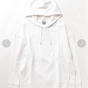 【着回し最強】PUMA ロゴ付きフード付きパーカー プルオーバー ロゴ!大人気完売品★大幅値下げ
