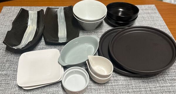 食器まとめ売り 14点 陶器 無地 シンプル 黒 白 グレー 小皿 食器 小鉢 カップ プレート 角皿