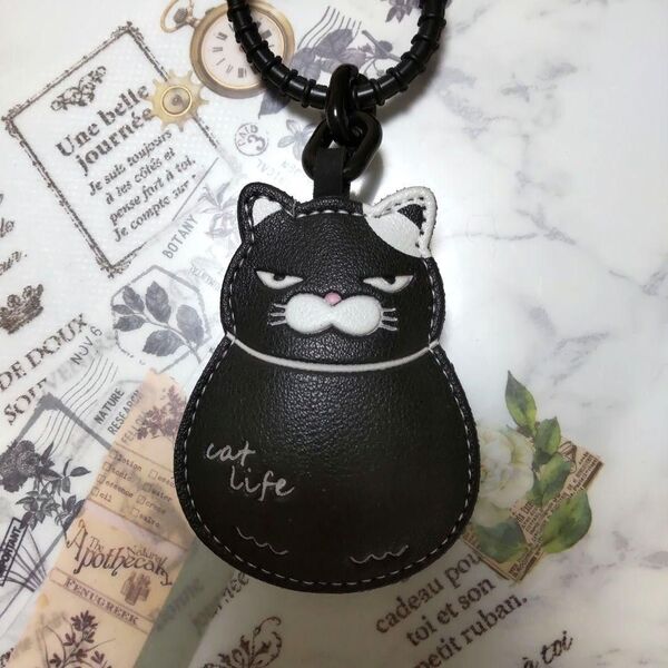 ぶさかわ ぽっちゃり猫 黒猫 可愛い キーホルダー バックチャーム 猫 愛猫