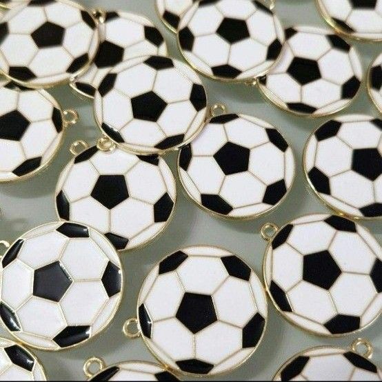 25こ サッカーチャーム キーホルダー素材 ハンドメイドパーツ 割引対象外