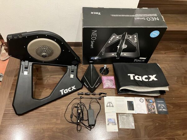 TACX NEO SMART T2800+マット+スプロケ+Disc Extractorなど