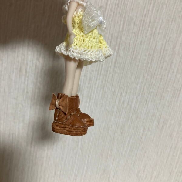 プチブライス靴