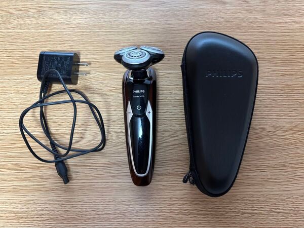 PHILIPS フィリップス シェーバー 9000シリーズ S9511 充電器 ケース付き